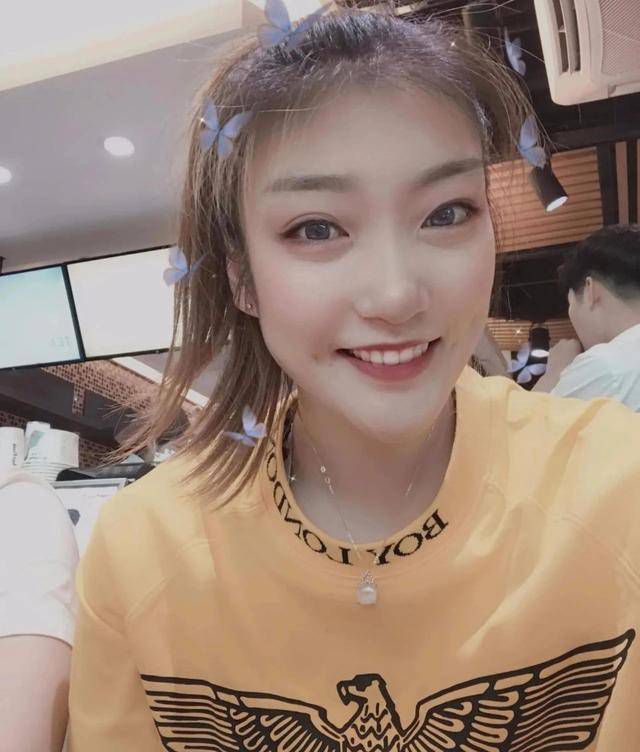 珍妮嘱咐道：亲爱的，为了吉米，你一定要想尽一切办法，让那个魏先生答应你、再给你一些药。